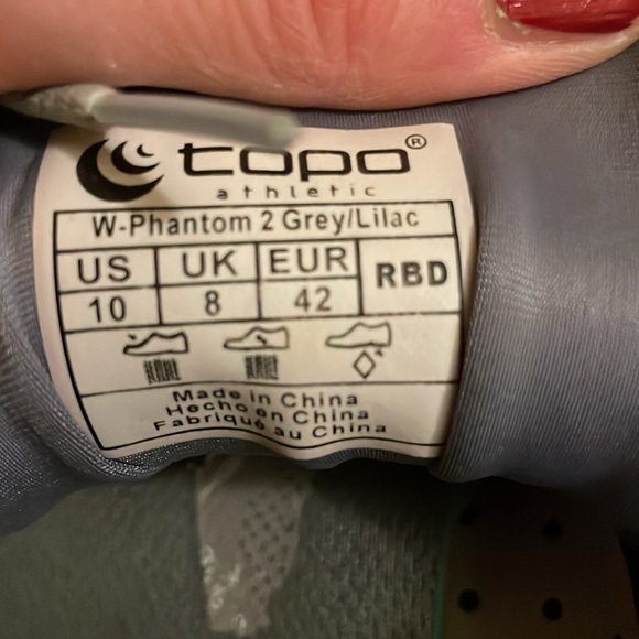 Women’s dark grey athletic shoe - Picture 3 of 5